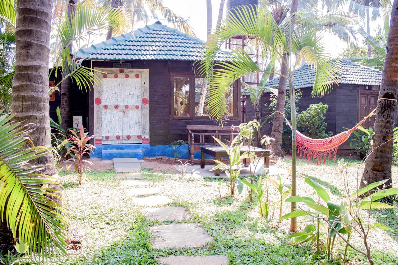 Leela Cottages Morjim Esterno foto