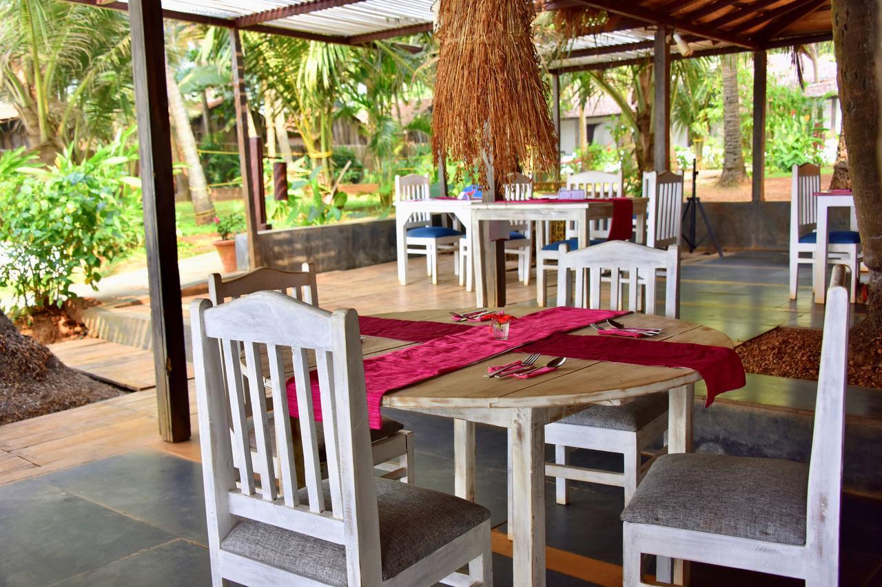 Leela Cottages Morjim Esterno foto